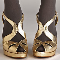 Thumbnail image for Muslim Women In Style: Would you wear stockings with sandals?